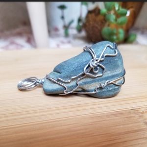 🆕️Wire Wrapped Rock Pendant 9